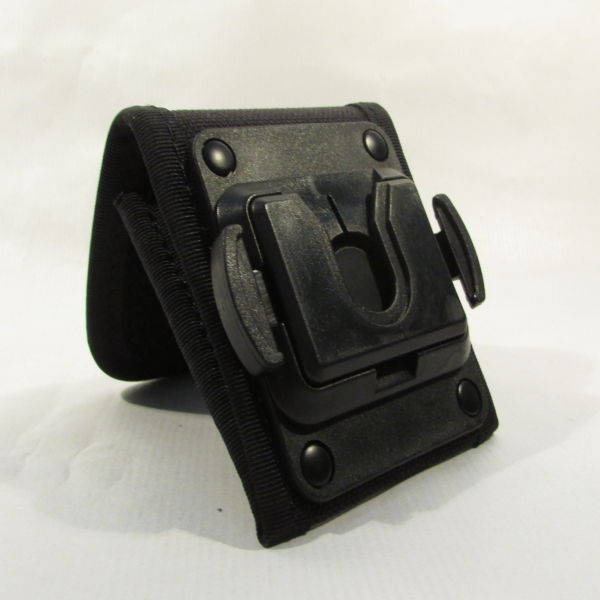 PINZA PARA PORTAR EL POCKET