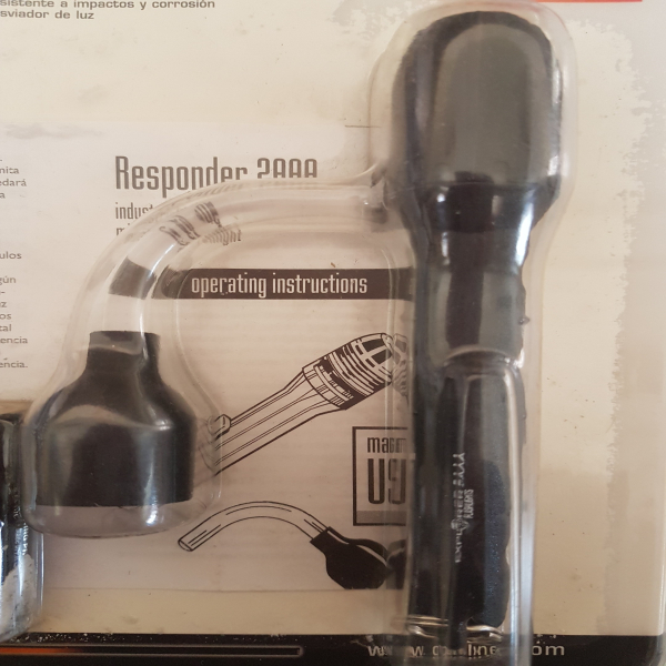 LINTERNA EXPLORER SUMERGIBLE 150M