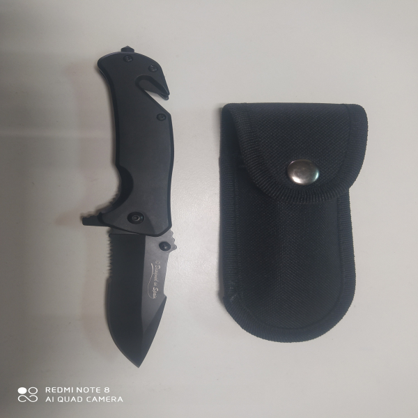 NAVAJA RUI CON R¡OMPECRISTALES Y CORTA CINTURON NEGRA Y FUNDA